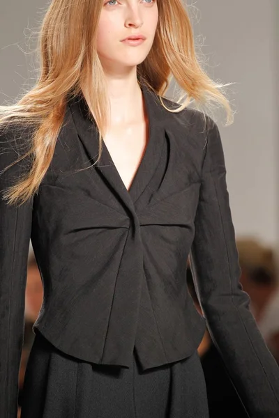 Look 43